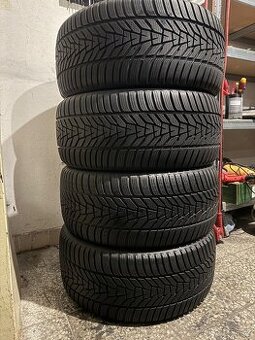Zimní pneu 265/40/20 Hankook Winter I Cept Evo3