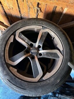 Alu kola a pneu 235/55/17 wv t6 t5