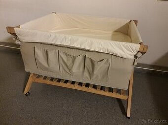 Dětská postýlka pro dvojčátka