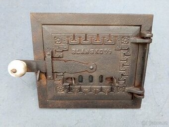 Staré dvířka na kamna