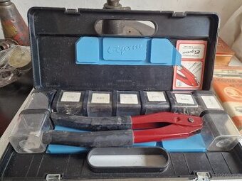 Nýtovací souprava KOH-I-NOOR