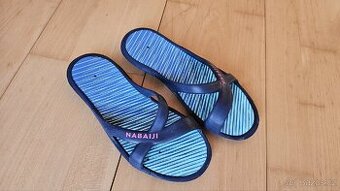 Nazouváky Decathlon vel 35