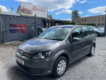 VW Touran 1.6 TDi Navigace,Climatronic