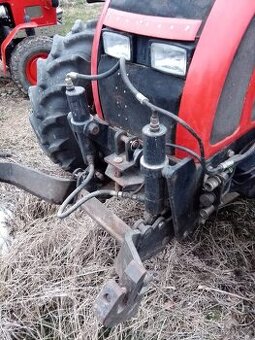 Prodám čelní  závěs  na traktor Zetor FORTERRA