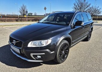 VOLVO XC70 2.4D 133KW 5 VÁLEC 1 MAJITEL AUTOMAT 4x4 XENON