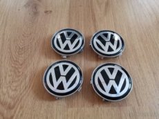 středové krytky VW nebo Audi 68mm na BMW kola pokličky