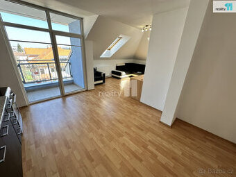 Pronájem bytu 2+kk, 58m2, U Sokolovny, Humpolec