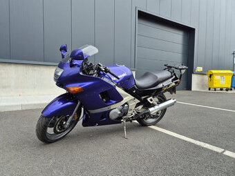 Kawasaki ZZR 600, r.v.1997 72 kW, najeto 38000 km, stk 10/27 - 1