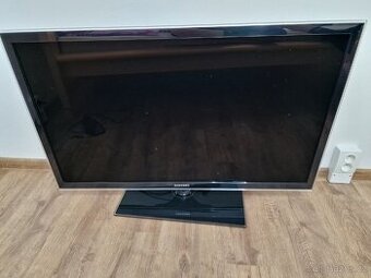 Samsung úhlopříčka 101cm plně funkční + dálkové ovládání