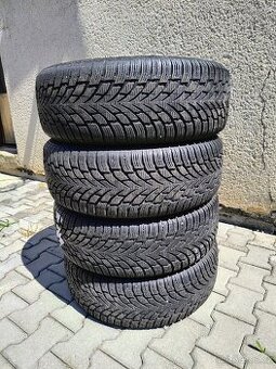 Prodám zimní pneu 235 60 R18