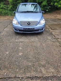 Mercedes b180 veškeré díly - 1
