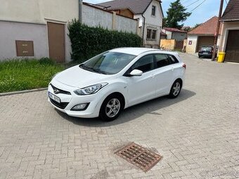 Hyundai i30 1.4i 2013 Klima Alu