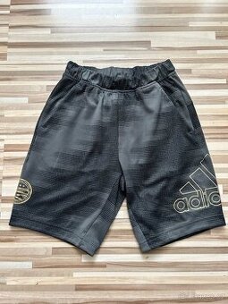 Luxusní Adidas kratasy