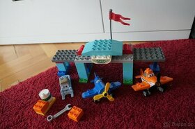 Duplo planes Skipperova letecká škola