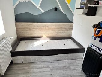 postel 90x200 s policí