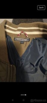Krásná Tommy Bunda khaki prišívaná