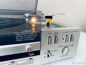 Full automatic gramofon Aiwa D 50, rok 1981
