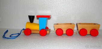 Barevný vláček, mašinka