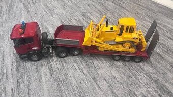 BRUDER NÁKLADNÍ AUTO SCANIA NÁVĚS+  BULDOZER CAT JAKO NOVÝ