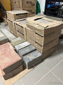 TAURUS keramická obkladová dlažba 30×30 cm