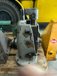 Zařízení na vyvrtávání kuželů pro WH63