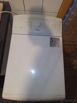 Pračka whirlpool