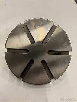 Upínací deska 100, Lícní deska