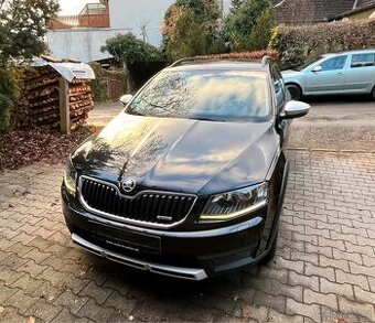 Škoda Octavia Scout 2.0 TDI 4x4 DSG