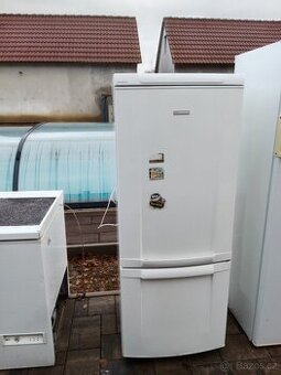 Lednice s mrazakem Elektrolux