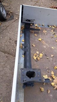 3G0 807 111 VW Passat B8 Výztuha předního nárazníku