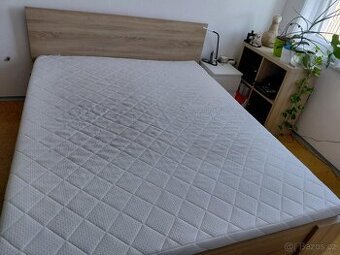 Manželská postel 160 cm