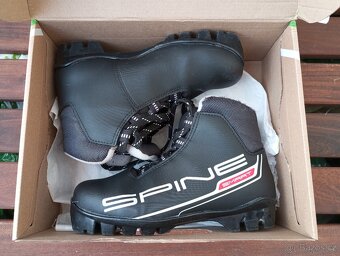 SPINE SMART běžkařské boty vel. 33/NNN