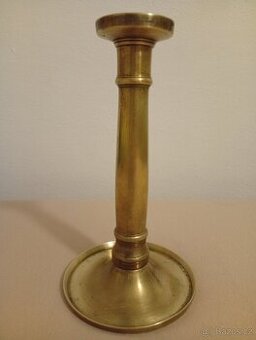 Mosazný svícen, výška 21cm