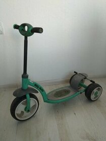 Dětská koloběžka.