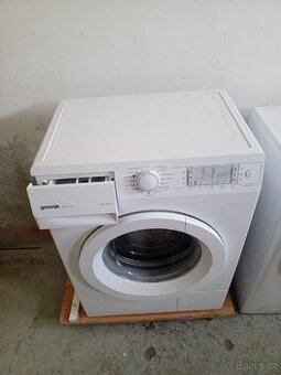 Automatická pračka