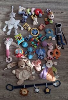 Senzorické hračky 0-12 měsíců