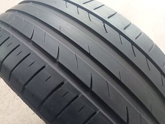 235/45 R19 TOMASON (1520)
