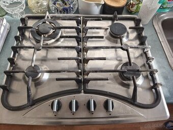 Prodám plynový sporák Baumatic