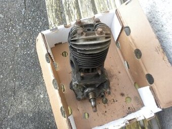 JAWA 175 Special motor v nálezovém nečištěném stavu