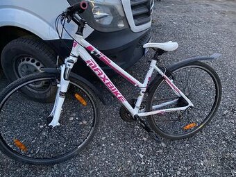 Dívčí kolo dámské velikost 18 maxbike c200