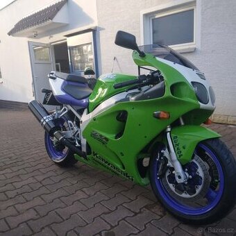 Kawasaki ZX 7R