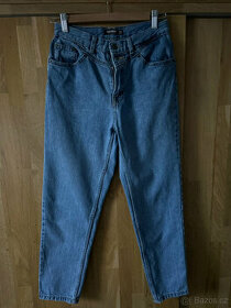 Dámské riflle PULL/BEAR