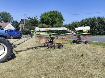 Shrnovač píce Claas LINER 650 Twin