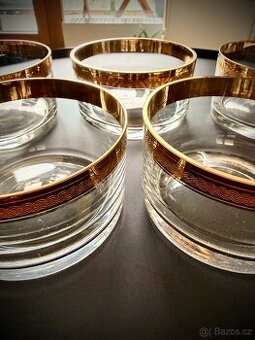 Skleněné zlacené misky