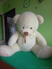 Velký bílý medvěd