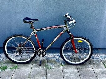 Specialized Hardrock horské kolo
