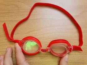 Plavecké brýle Arena červené