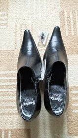 Kožené podkotníkové boty - 1