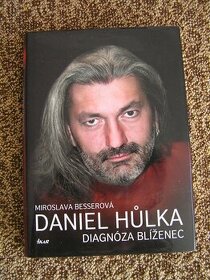 Kniha Daniel Hůlka