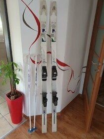 Komplet Sjezdové lyže Rossignol 170cm + hůlky